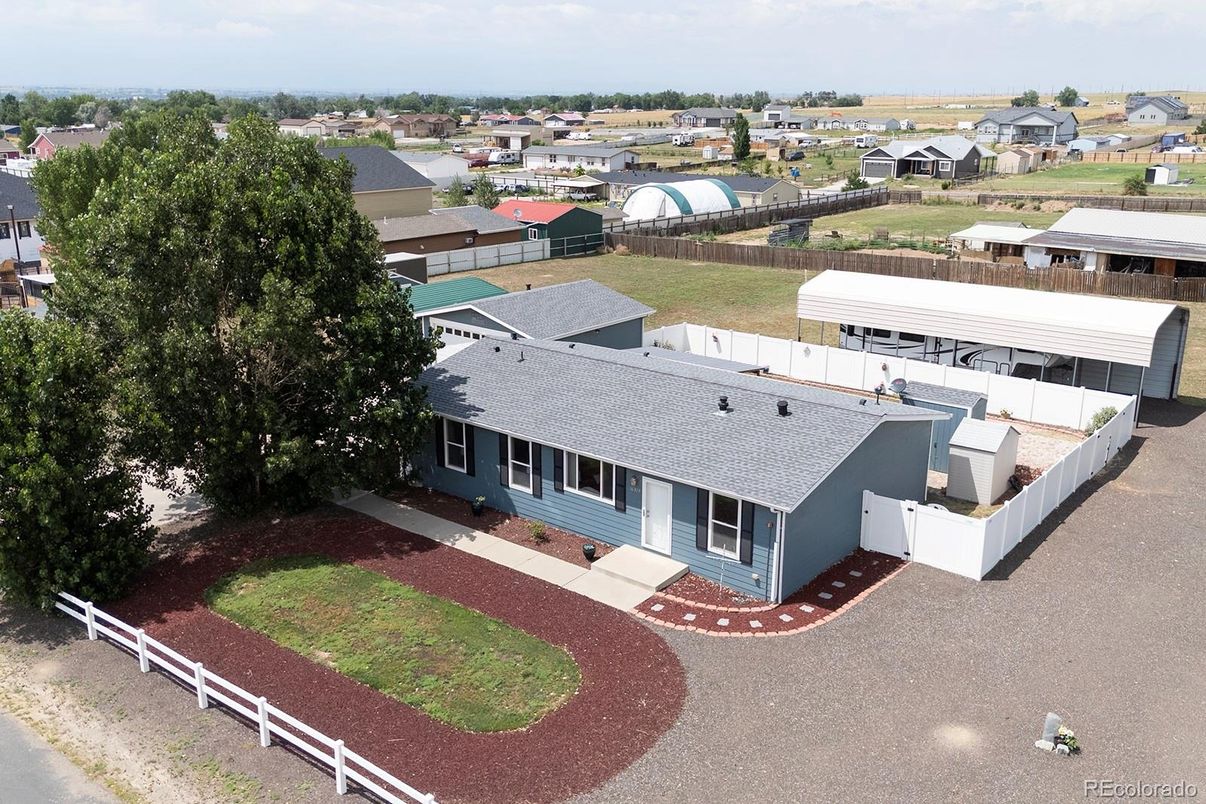 Exterior, Drone