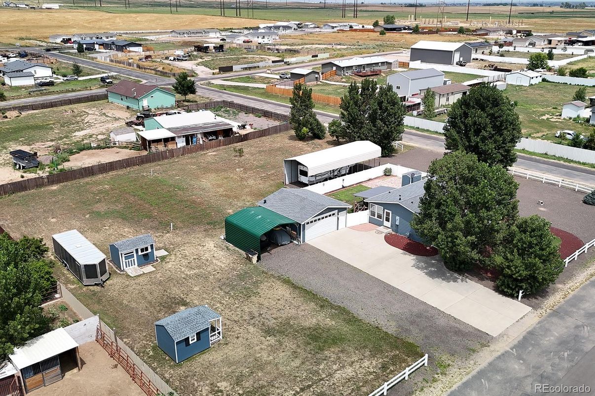 Exterior, Drone
