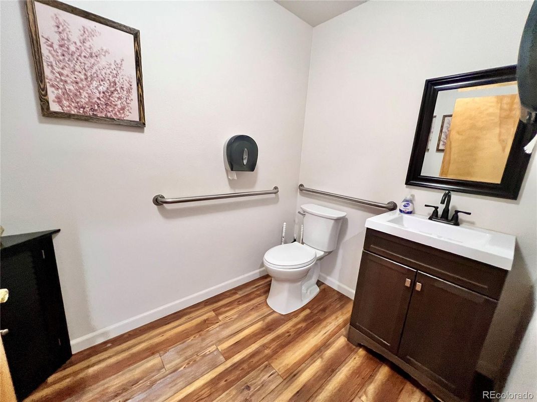 Bathroom, Interior, Wood Texture Flooring