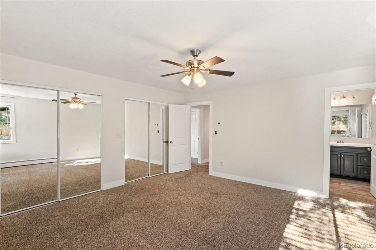 Bathroom, Empty room, Interior