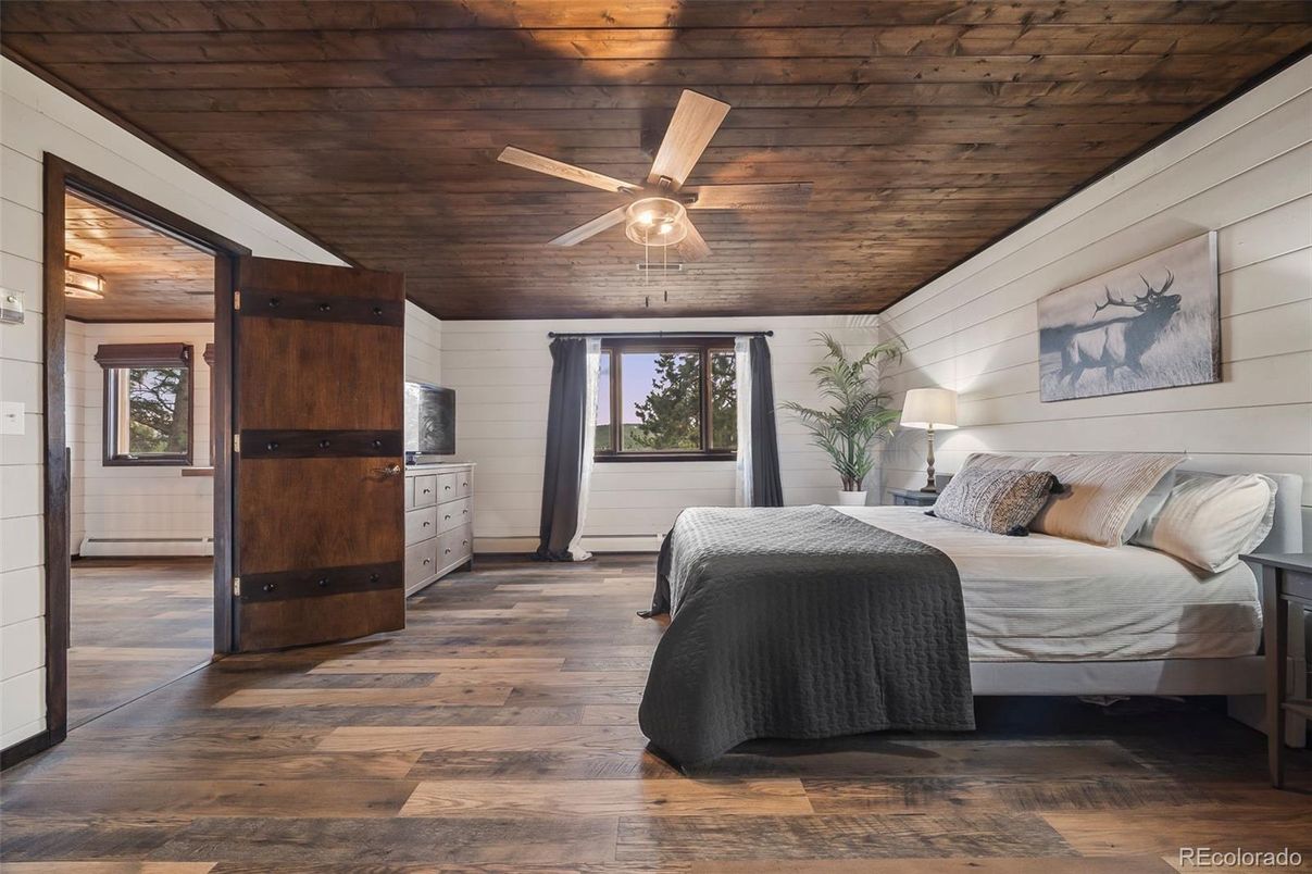 Bedroom, Interior, Wooden Ceilings, Wood Texture Flooring