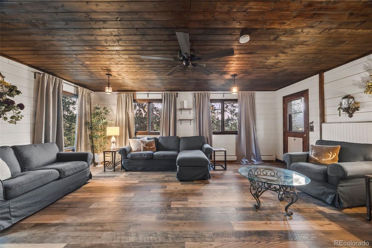 Interior, Living room, Pendant Lights, Wooden Ceilings, Wood Texture Flooring