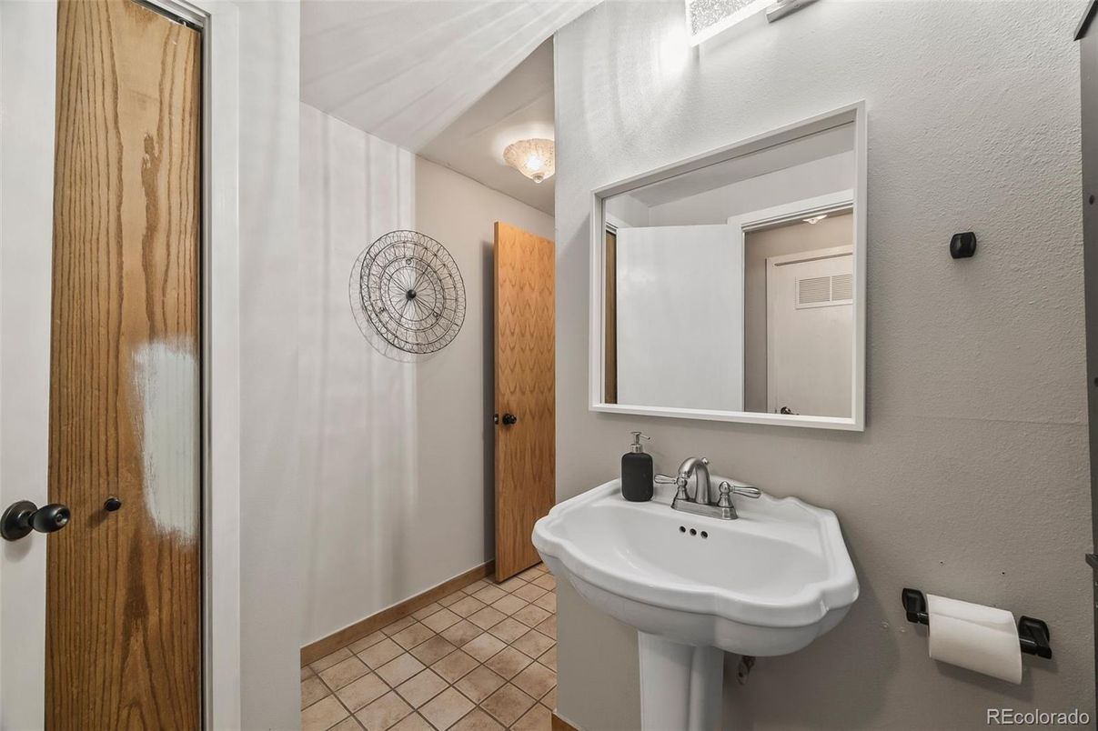 Bathroom, Interior
