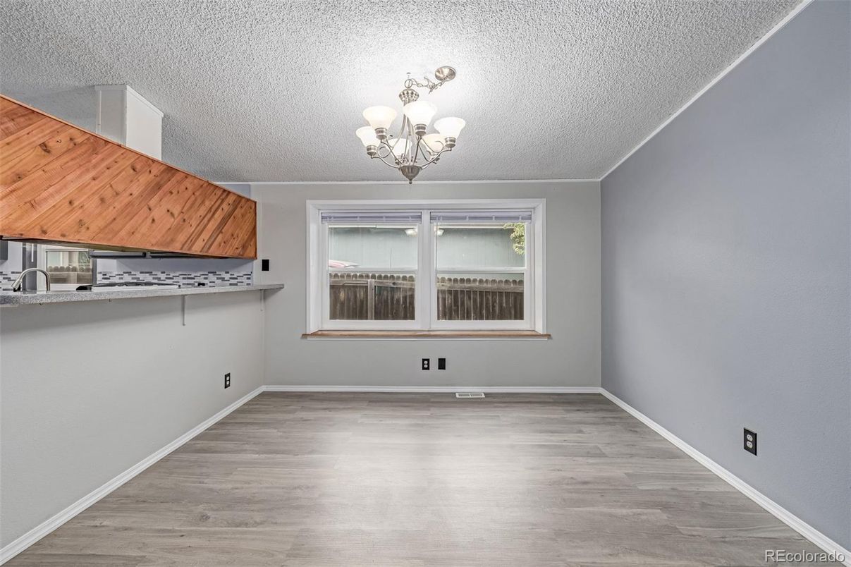 Chandelier, Empty room, Interior, Wood Texture Flooring