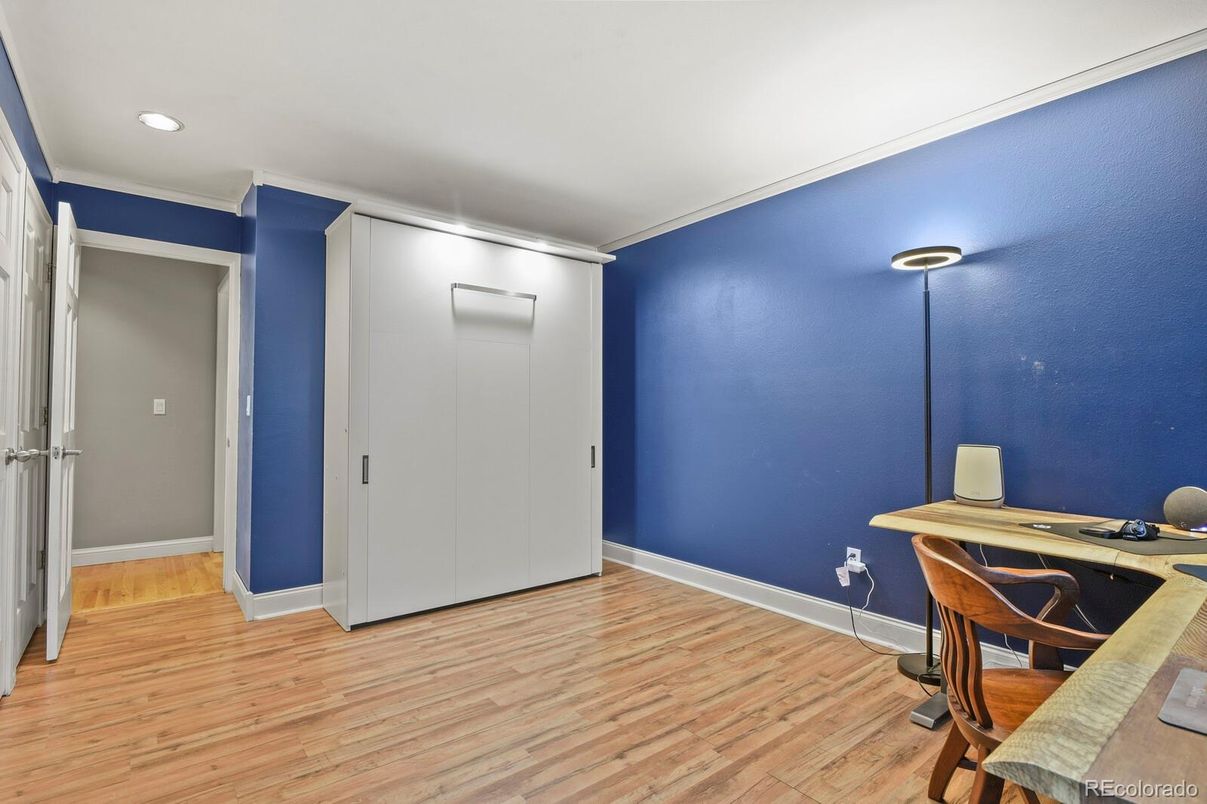Home Office, Interior, Recessed Lighting, Wood Texture Flooring