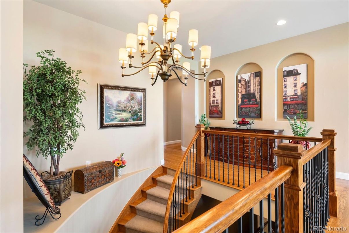 Chandelier, Interior, Recessed Lighting, Wood Texture Flooring