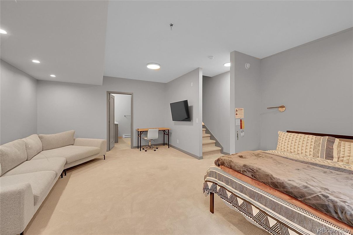 Bedroom, Interior, Recessed Lighting
