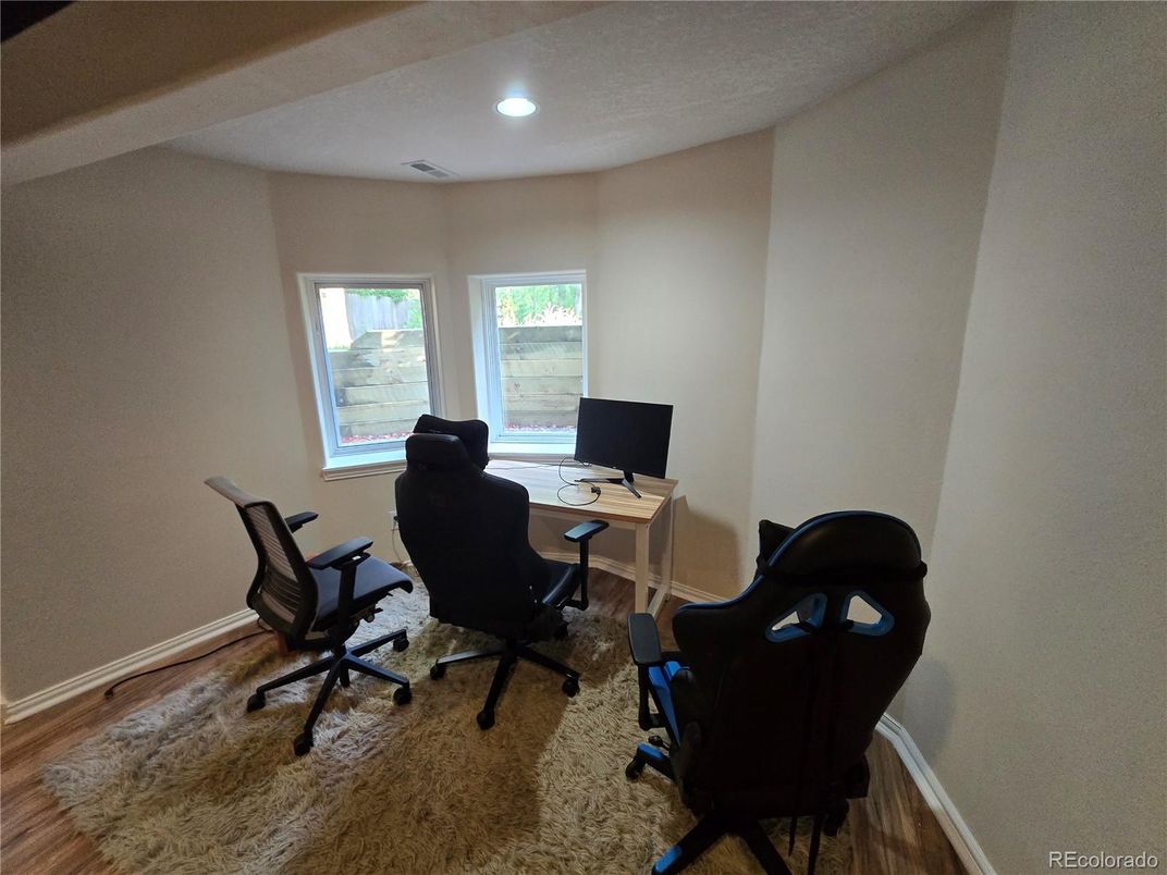 Home Office, Interior, Recessed Lighting, Wood Texture Flooring
