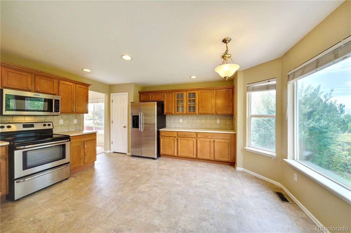Interior, Kitchen, Pendant Lights, Recessed Lighting, Stainless Steel Appliances