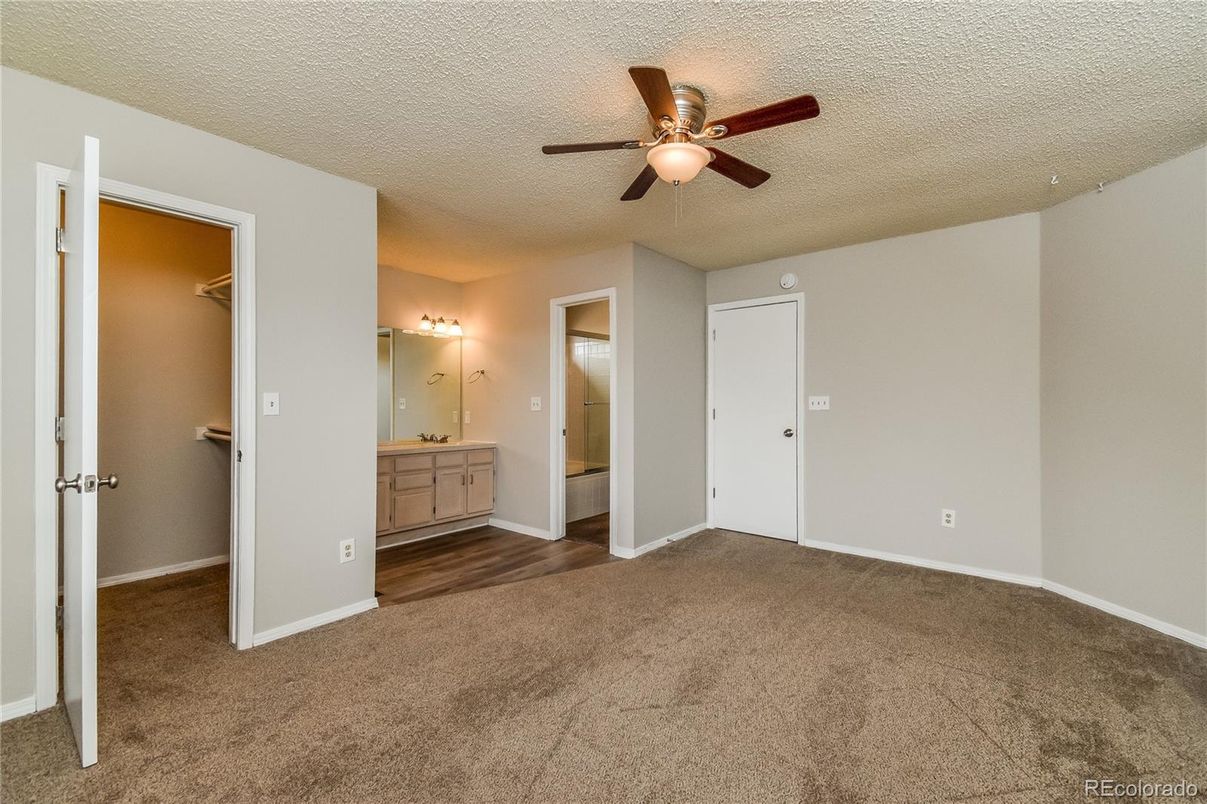 Bathroom, Empty room, Interior