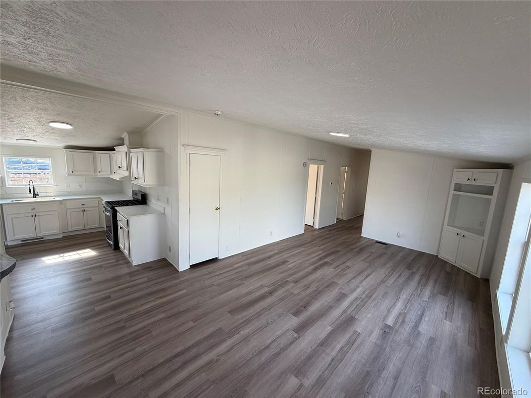 Empty room, Interior, Kitchen, Recessed Lighting, Wood Texture Flooring