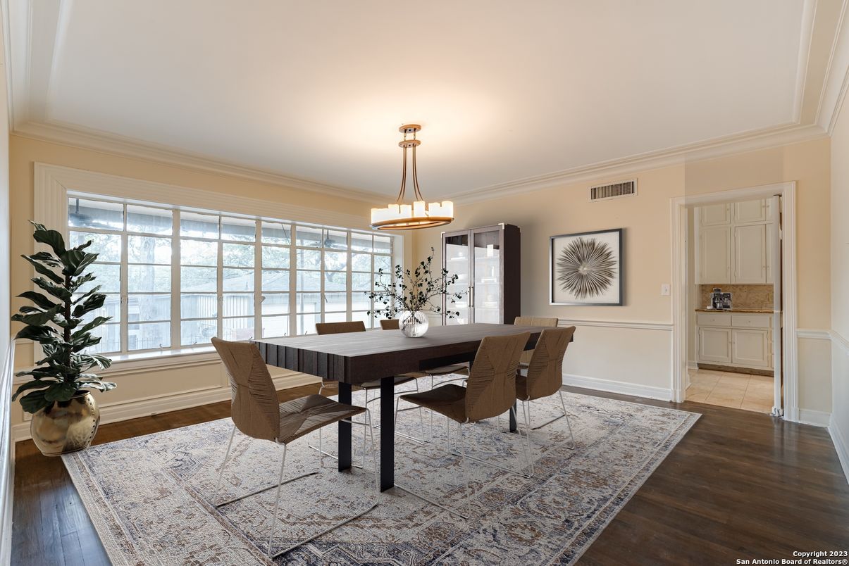 Chandelier, Dining room, Interior, Wood Texture Flooring