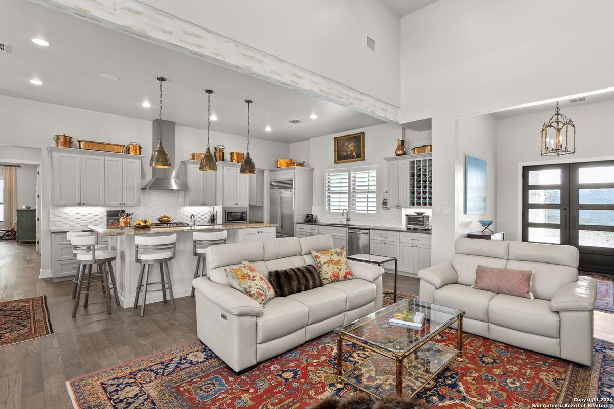 Interior, Kitchen, Living room, Pendant Lights, Recessed Lighting, Stainless Steel Appliances, Wood Texture Flooring