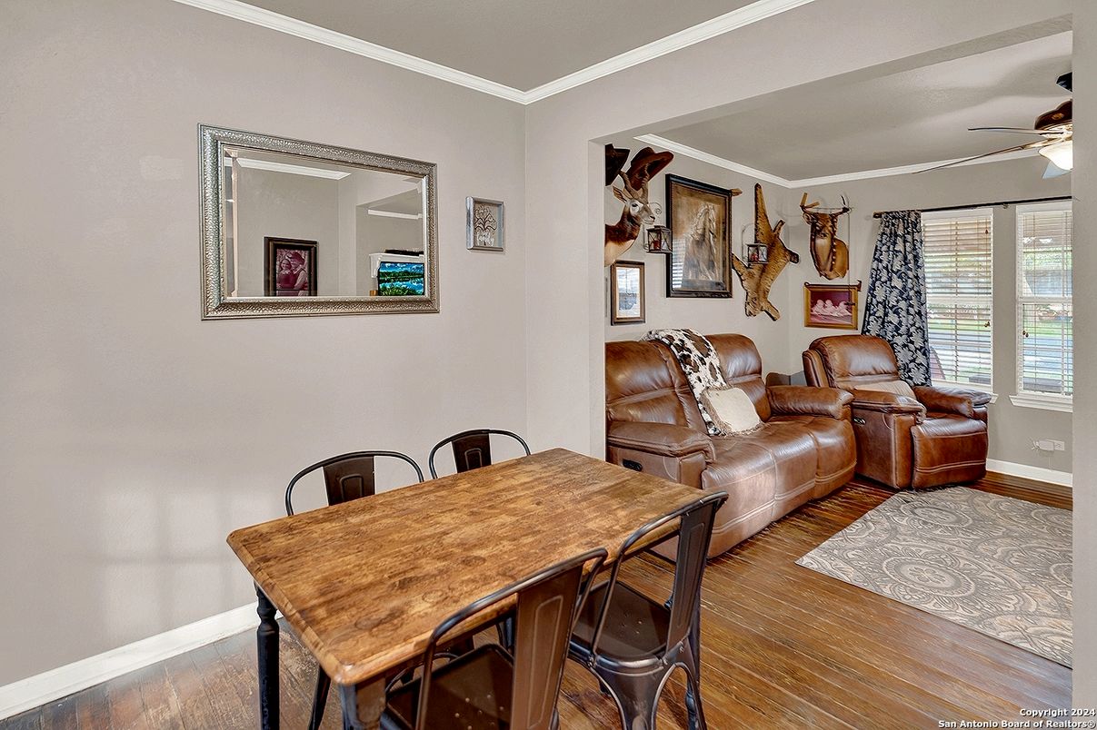 Dining room, Interior, Wood Texture Flooring