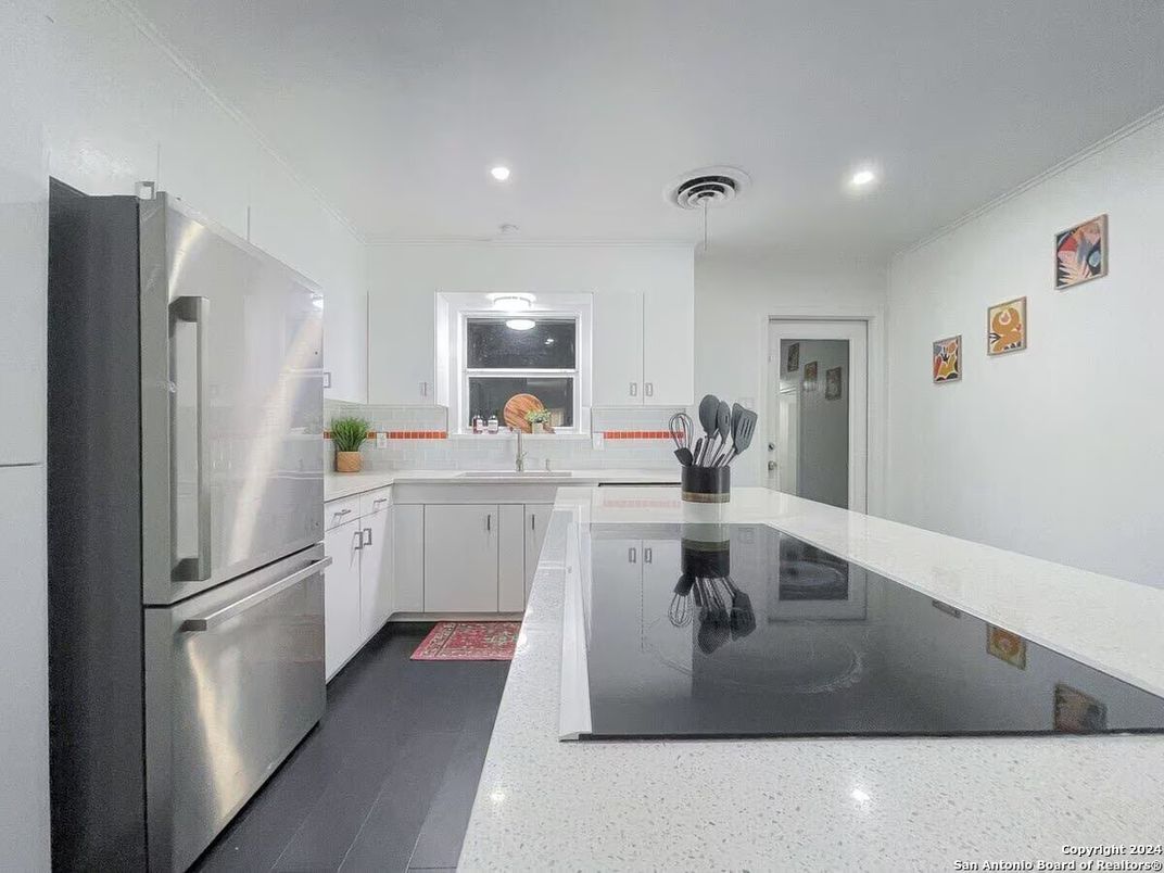 Interior, Kitchen, Pendant Lights, Recessed Lighting
