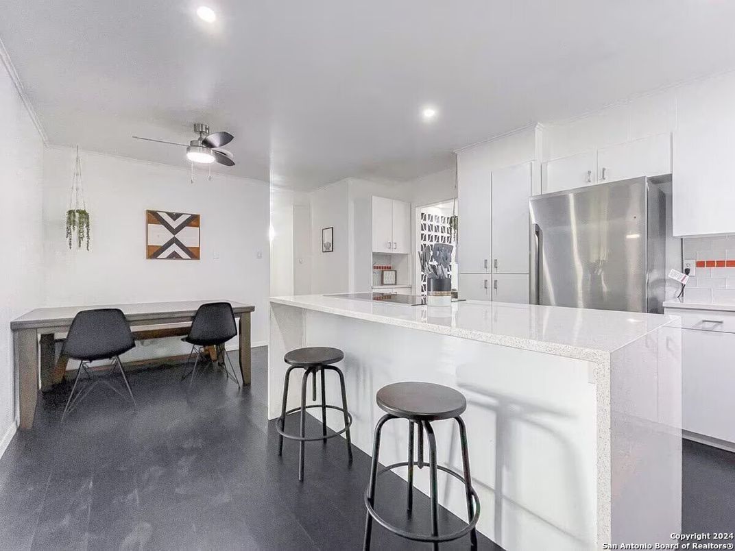 Interior, Kitchen, Recessed Lighting