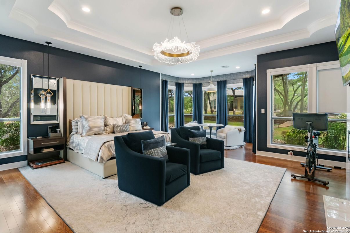 Bedroom, Chandelier, Interior, Pendant Lights, Recessed Lighting, Wood Texture Flooring