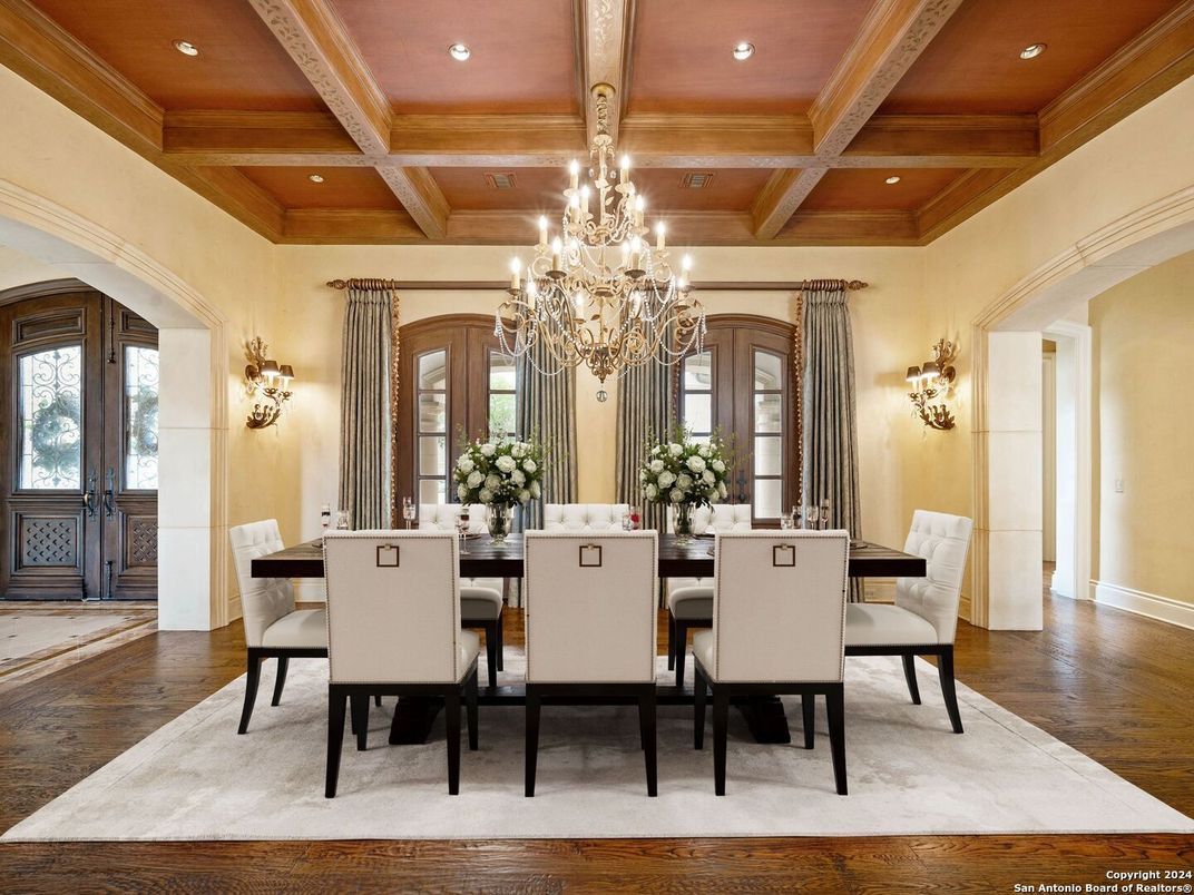 Chandelier, Dining room, Interior, Recessed Lighting, Wooden Beams, Wooden Ceilings, Wood Texture Flooring