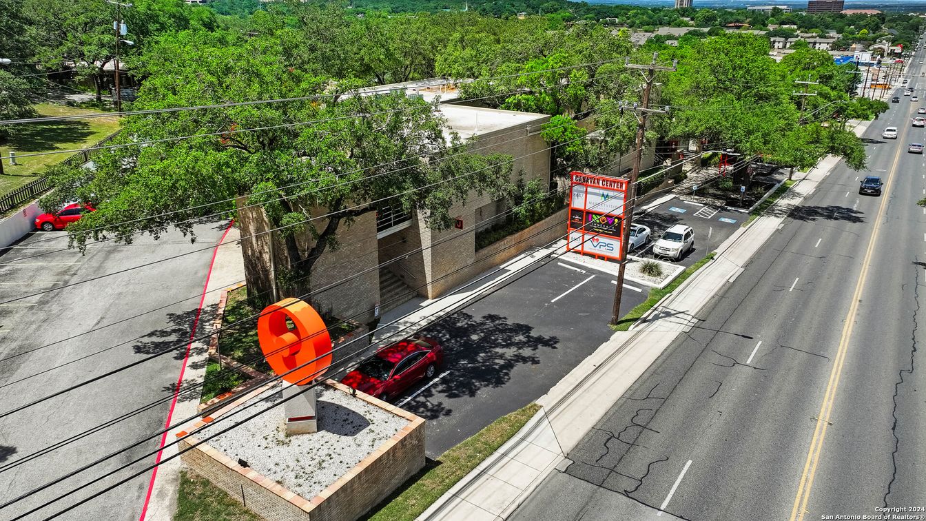 Exterior, Drone