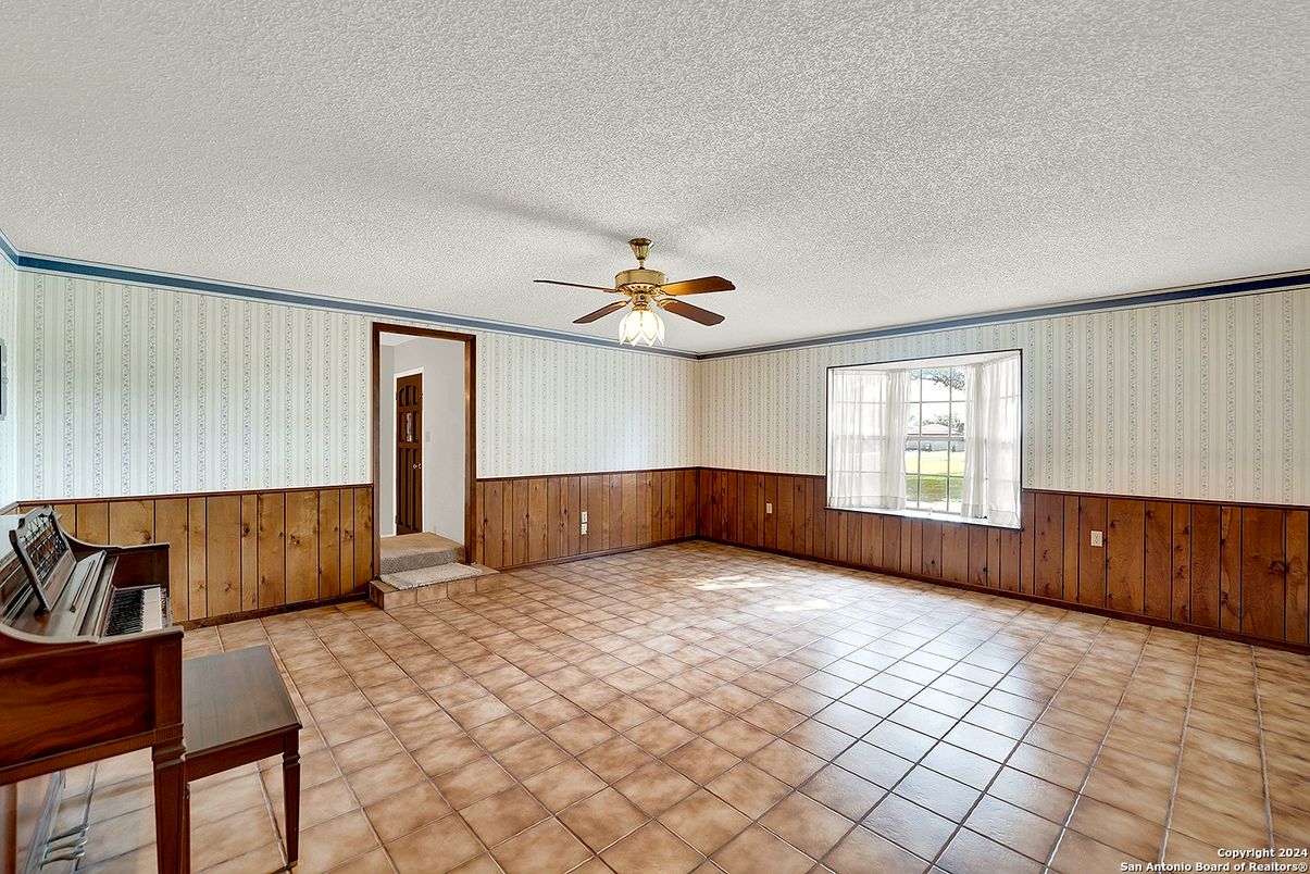Interior, Piano, Wooden Walls