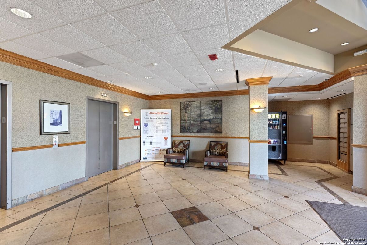 Interior, Recessed Lighting