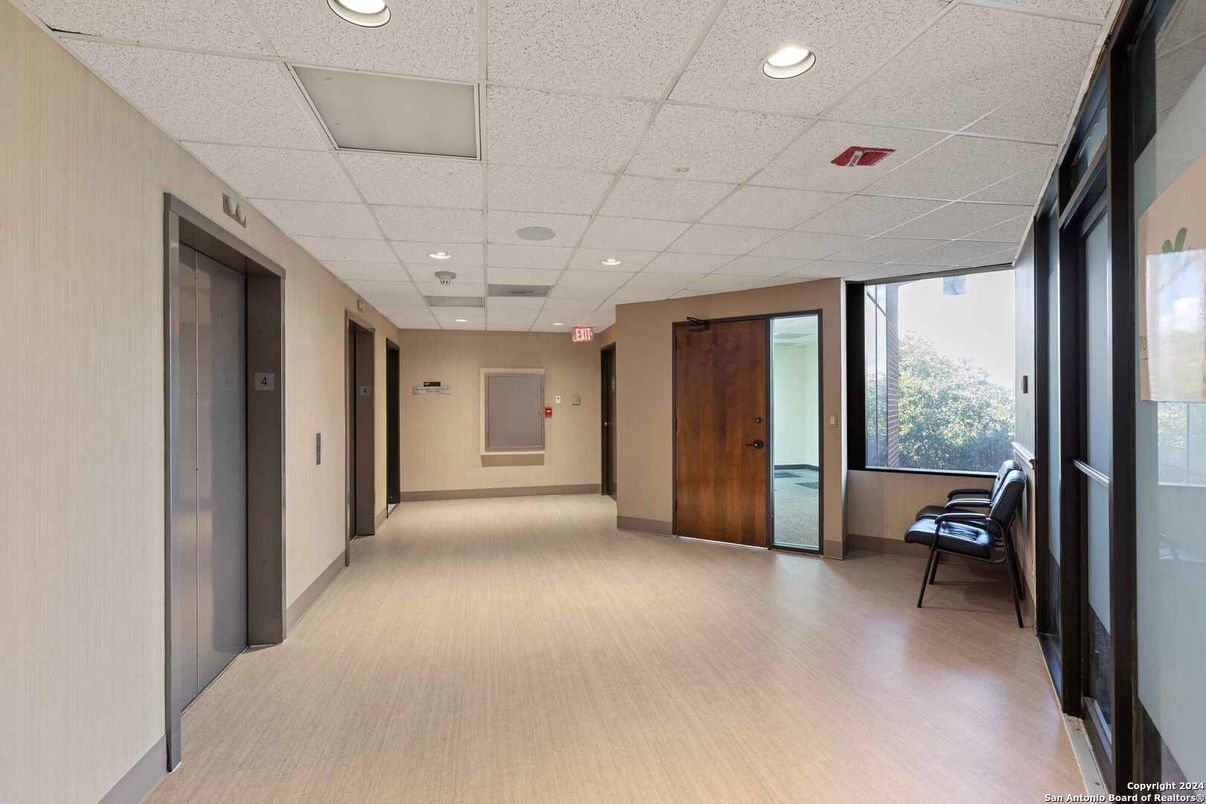 Elevator, Interior, Recessed Lighting