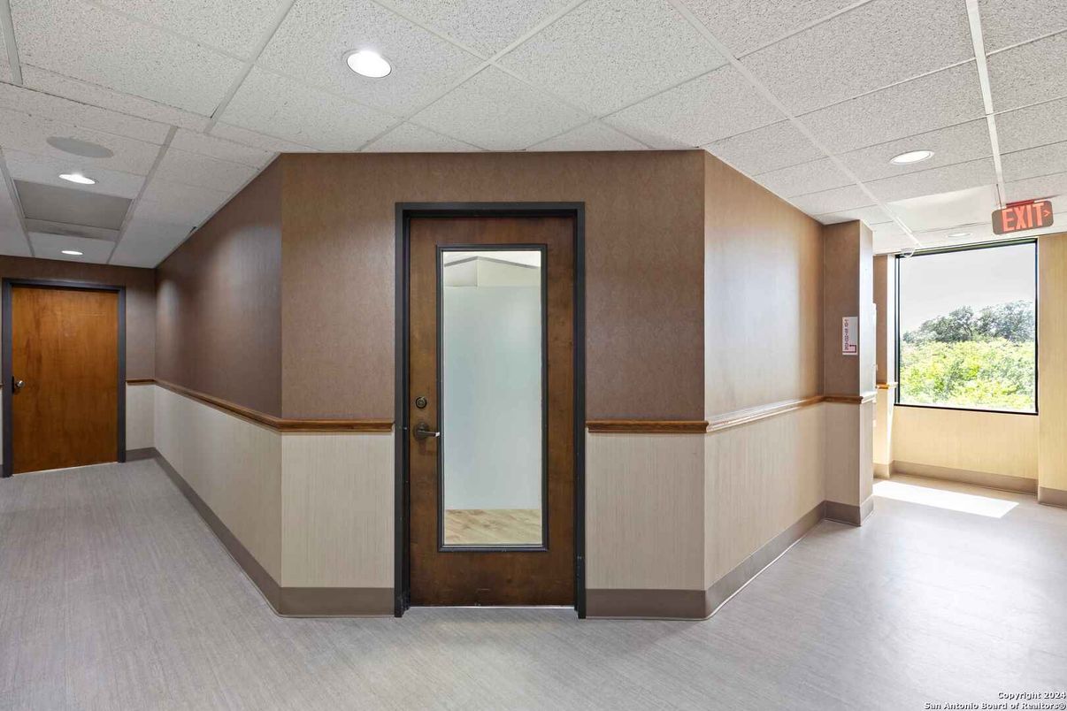 Elevator, Interior, Recessed Lighting