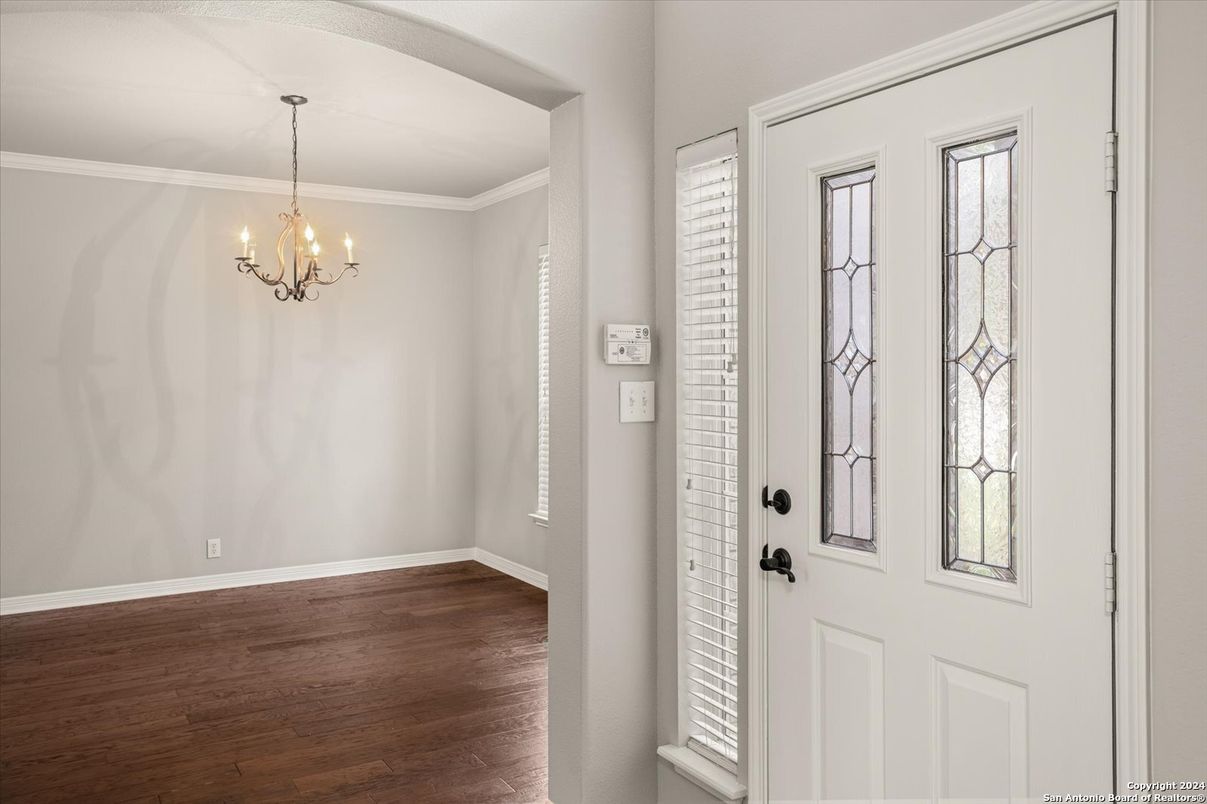 Chandelier, Empty room, Interior, Wood Texture Flooring