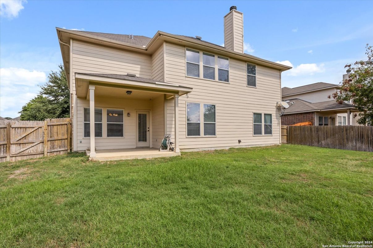 Backyard, Exterior