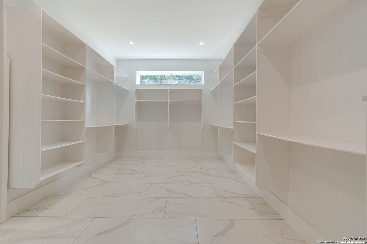 Interior, Marble, Recessed Lighting, Walk-in Closets