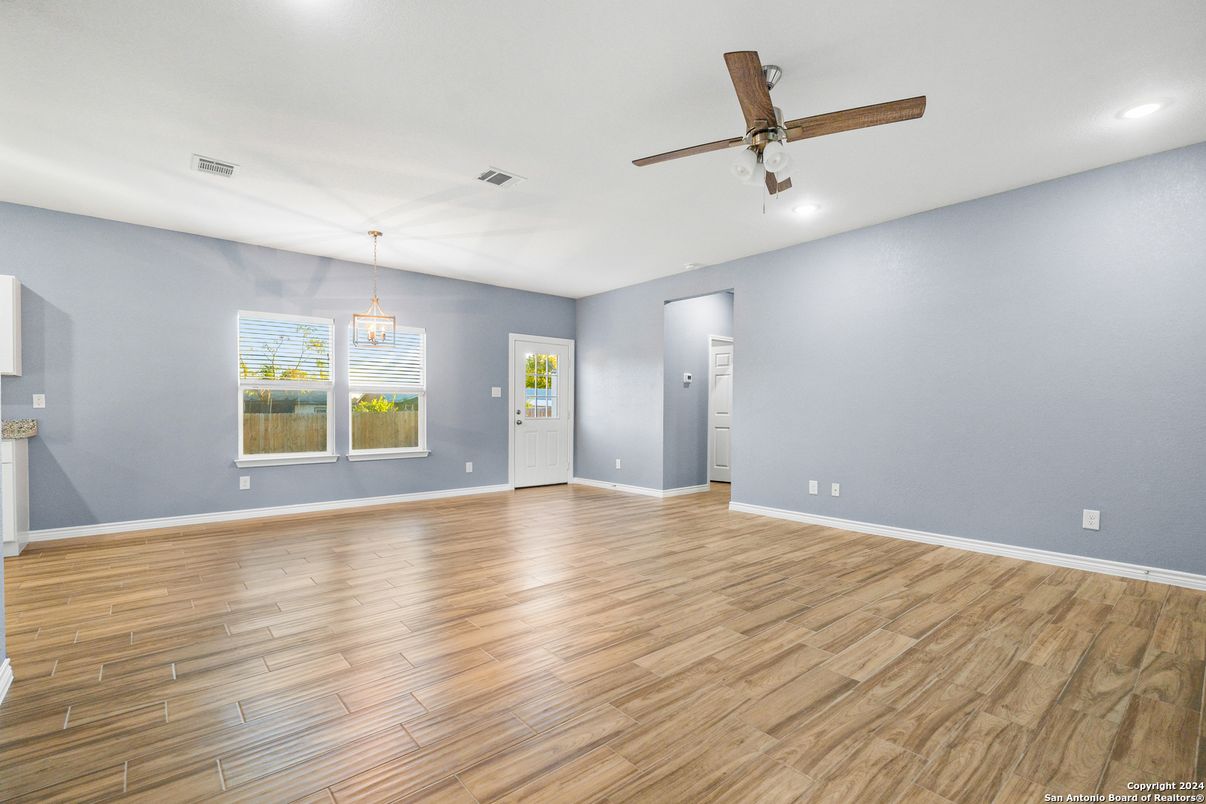 Empty room, Interior, Pendant Lights, Recessed Lighting, Wood Texture Flooring