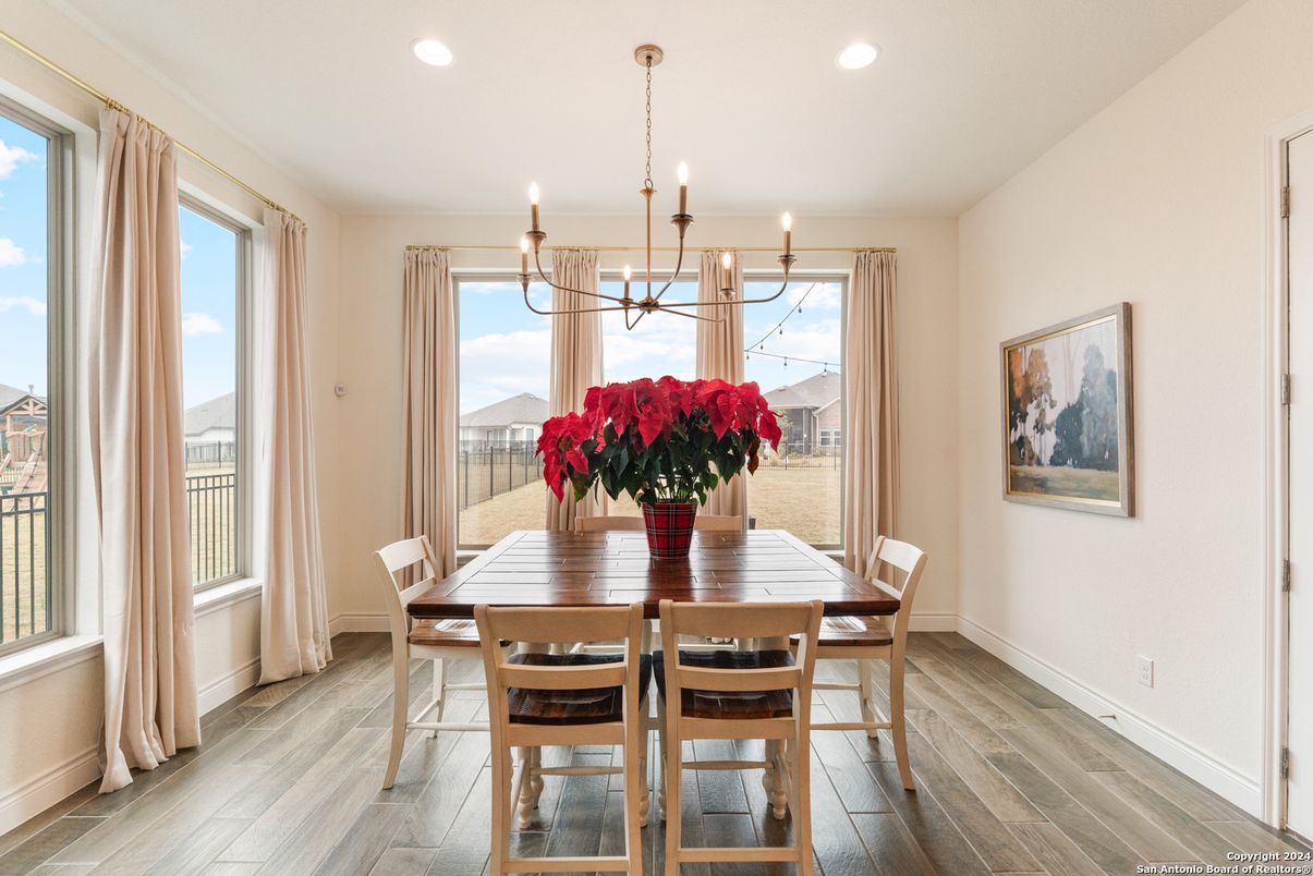 Chandelier, Dining room, Interior, Recessed Lighting, Wood Texture Flooring