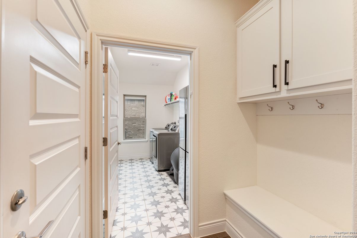 Interior, Washer