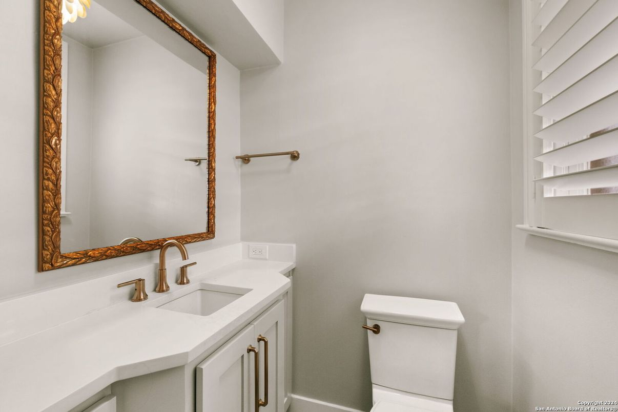 Bathroom, Interior