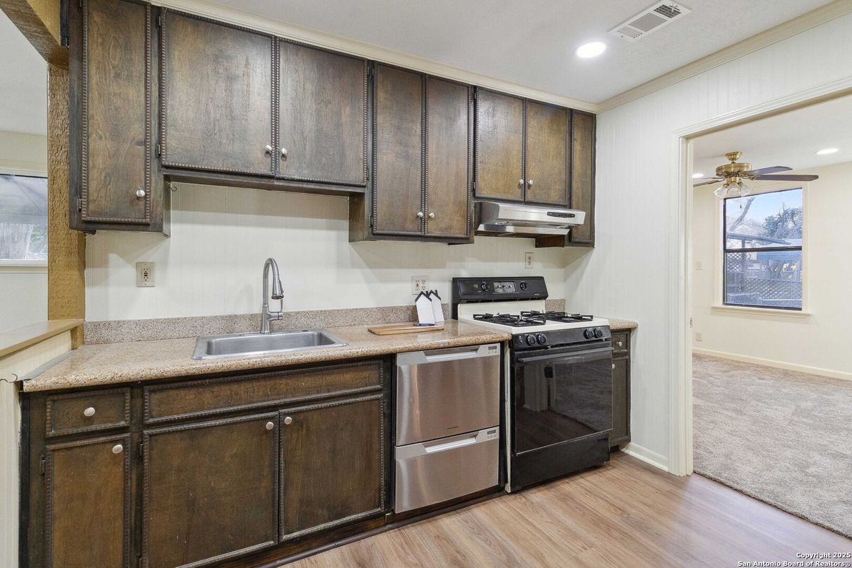 Interior, Kitchen, Recessed Lighting, Wood Texture Flooring