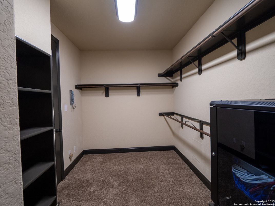 Interior, Recessed Lighting, Walk-in Closets
