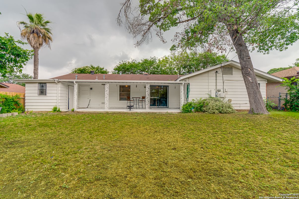 Backyard, Exterior