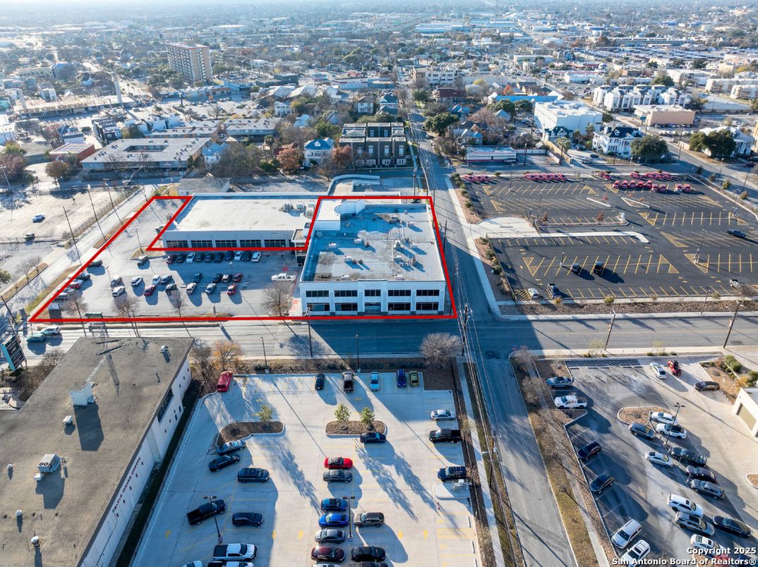 Exterior, Drone