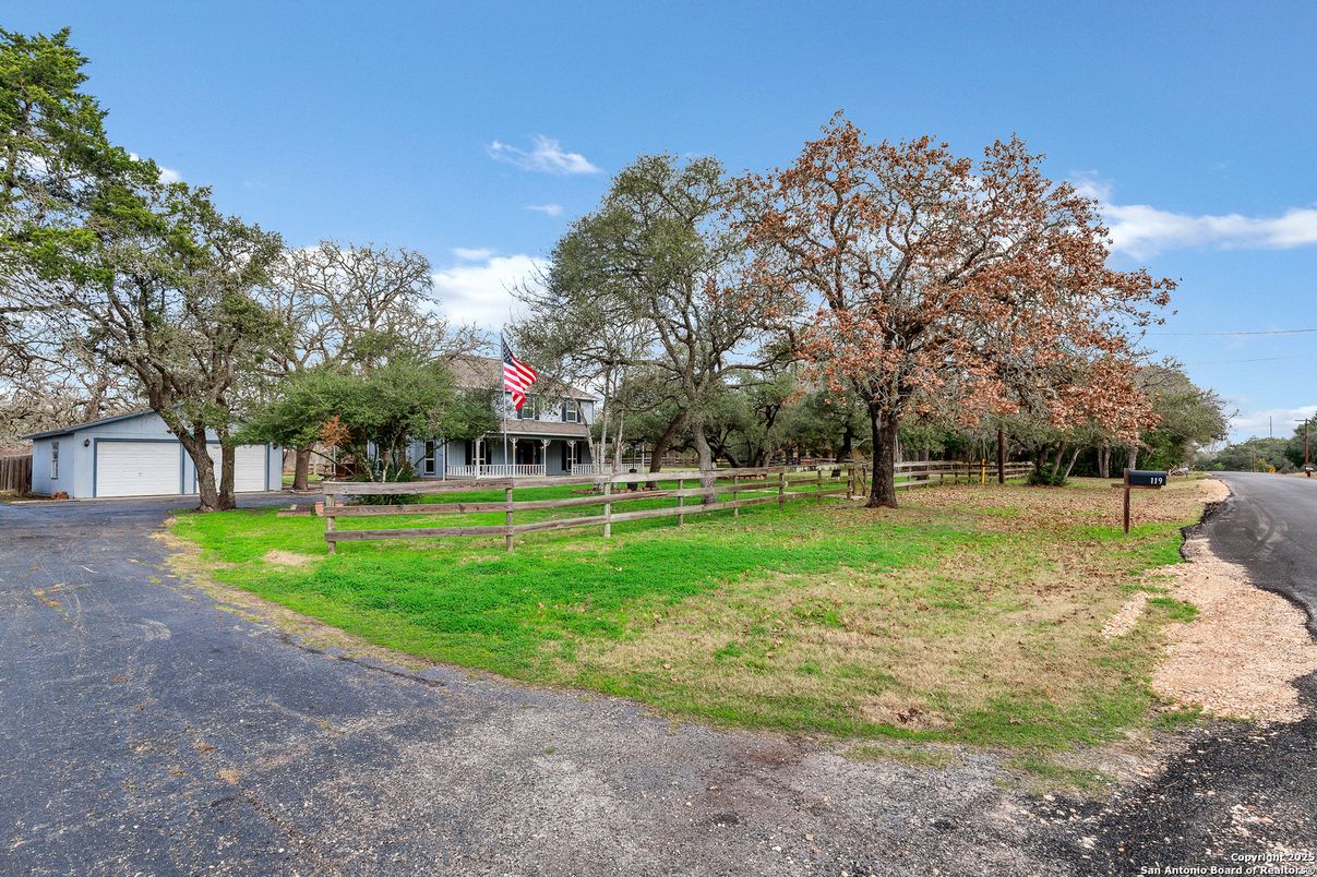 Backyard, Detached Garage, Exterior