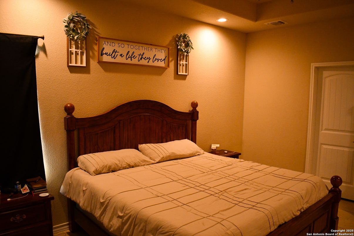 Bedroom, Interior, Recessed Lighting