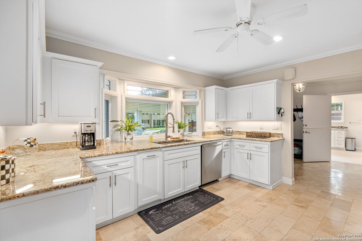 Interior, Kitchen, Recessed Lighting