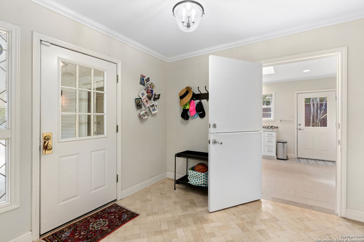 Interior, Recessed Lighting