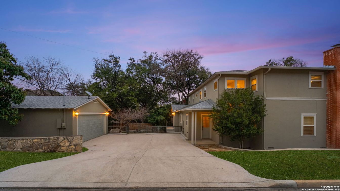 Detached Garage, Exterior