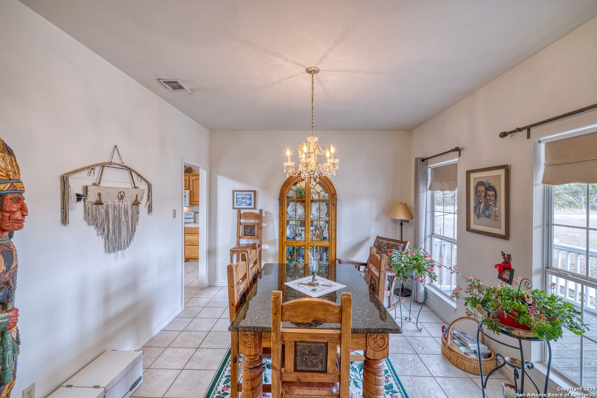Chandelier, Dining room, Interior