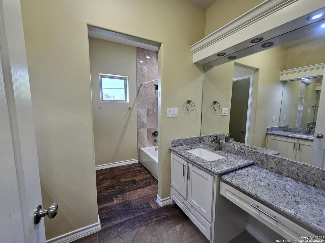 Bathroom, Dual Sink Vanities, Interior, Wood Texture Flooring