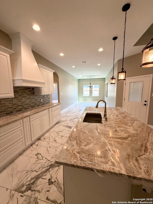 Interior, Kitchen, Marble, Pendant Lights, Recessed Lighting