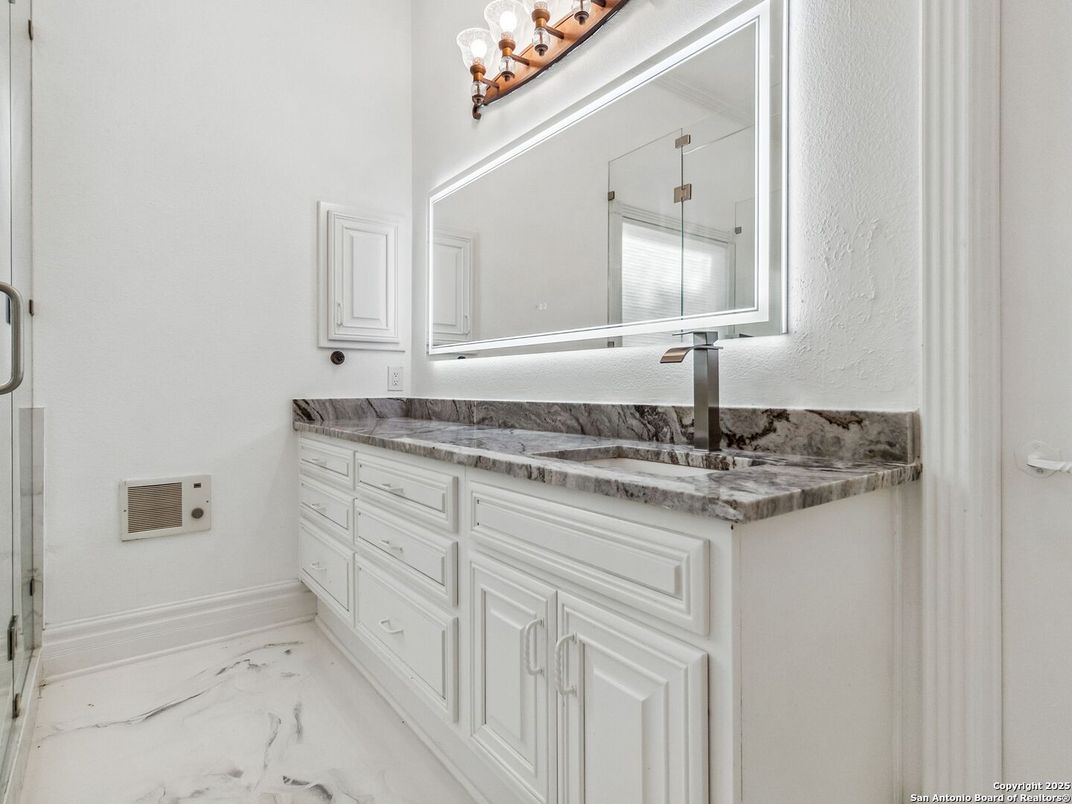 Bathroom, Dual Sink Vanities, Interior, Marble