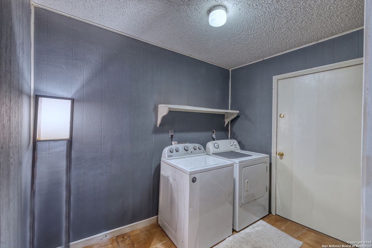 Interior, Washer
