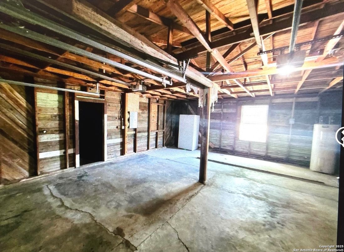 Interior, Stone Walls, Wooden Beams, Wooden Ceilings