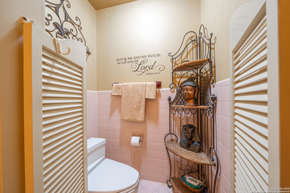 Bathroom, Interior